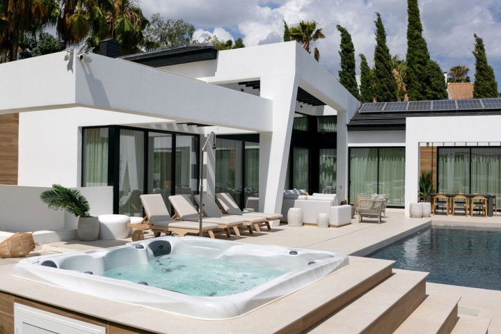 4 Bedroom Villa in Nueva Andalucía