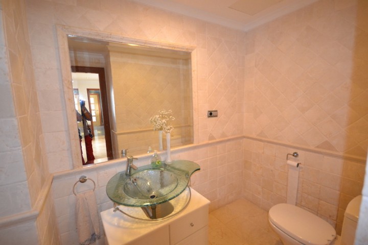 Penthouse avec 4 Chambres à Puerto Banús