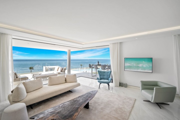 4 Bedroom Apartment in Estepona