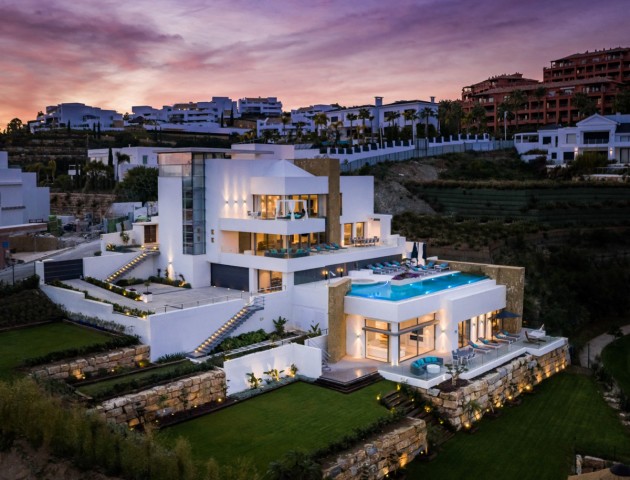 8 Bedroom Villa in Benahavís