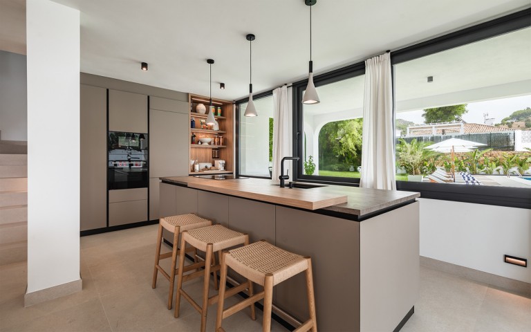 6 Bedroom Villa in Marbella