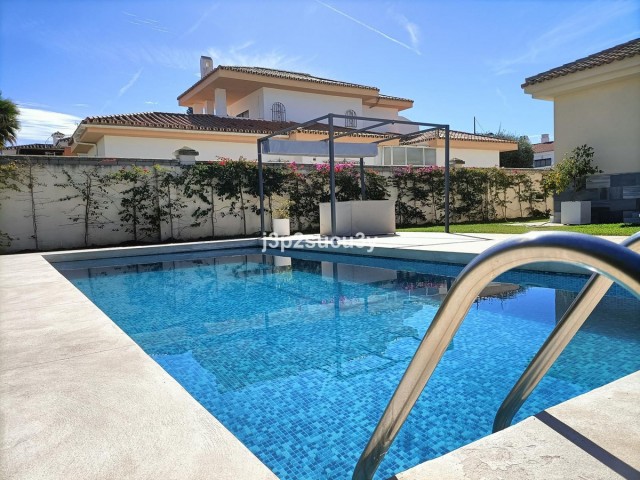 4 Slaapkamer Villa in San Pedro de Alcántara