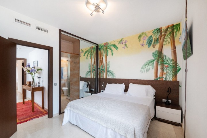 4 Bedroom Villa in The Golden Mile