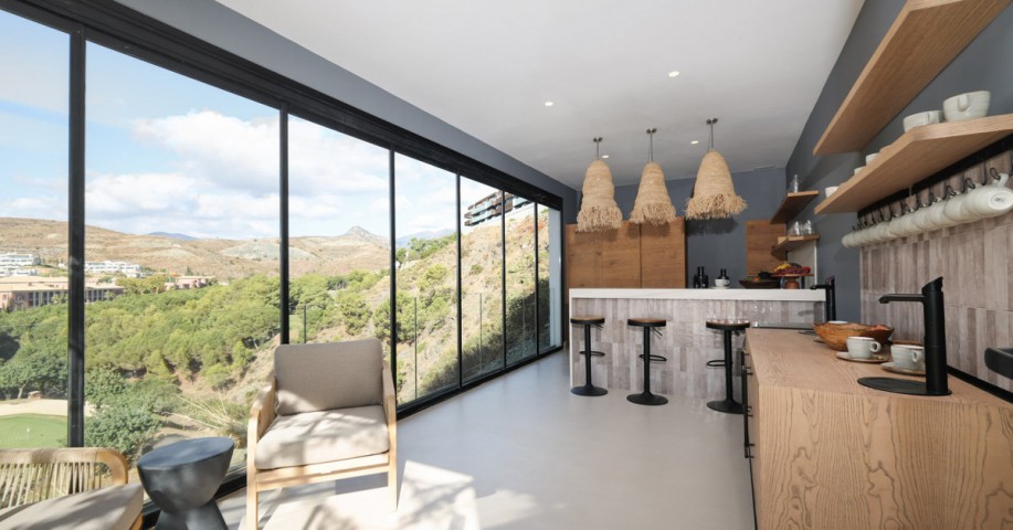 14 Bedroom Villa in Benahavís