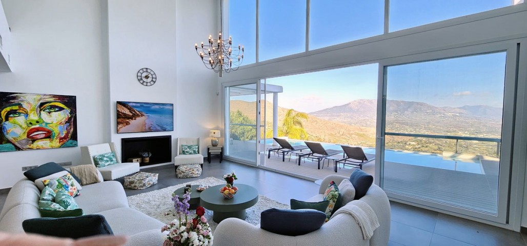 5 Bedroom Villa in La Mairena