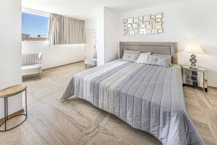 Penthouse in Estepona