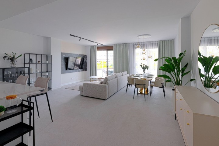 3 Bedroom Apartment in Estepona