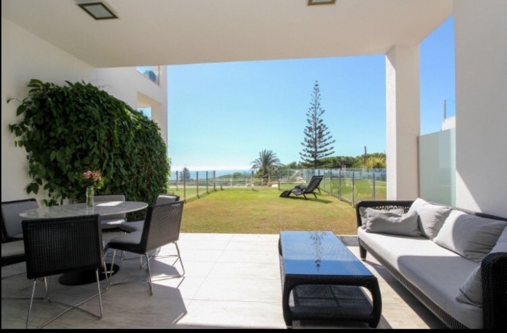 4 Bedroom Townhouse in Sierra Blanca