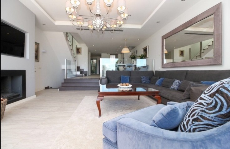 4 Bedroom Townhouse in Sierra Blanca