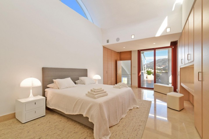 7 Bedroom Villa in Nueva Andalucía