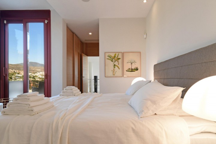 7 Bedroom Villa in Nueva Andalucía