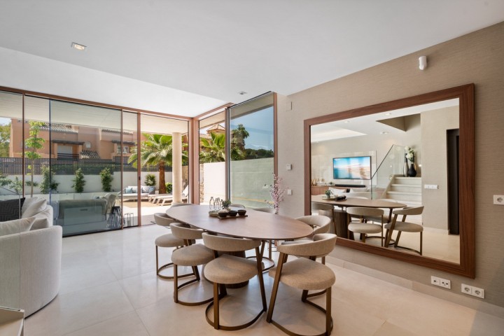 4 Bedroom Villa in The Golden Mile