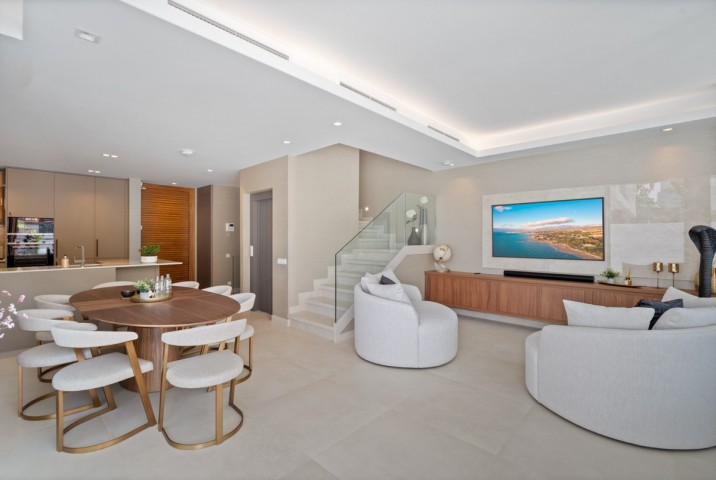 4 Bedroom Villa in The Golden Mile