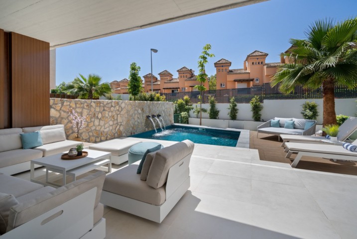 4 Bedroom Villa in The Golden Mile