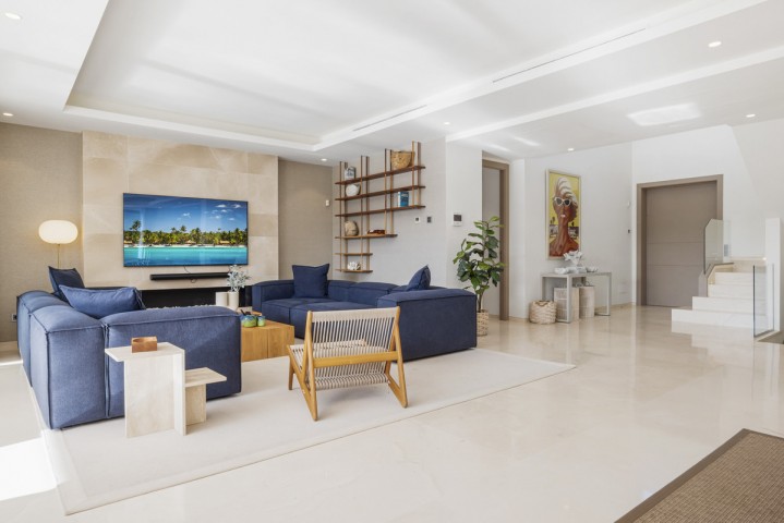 6 Bedroom Villa in Nueva Andalucía
