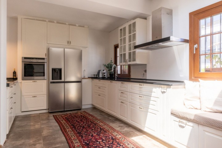 4 Bedroom Townhouse in Benahavís