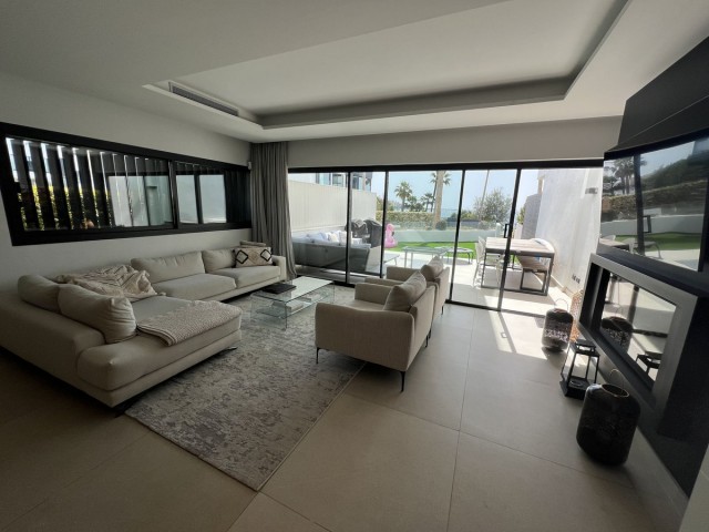 4 Bedroom Townhouse in Estepona