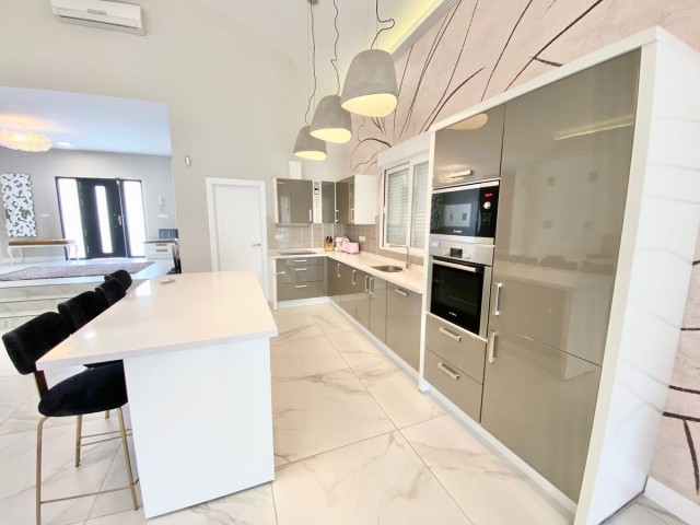 4 Bedroom Villa in San Pedro de Alcántara