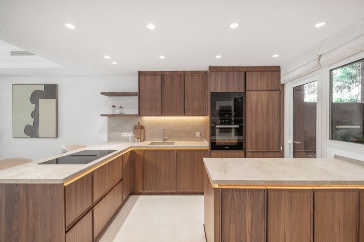 4 Bedroom Villa in The Golden Mile