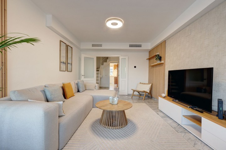 5 Bedroom Apartment in Bahía de Marbella