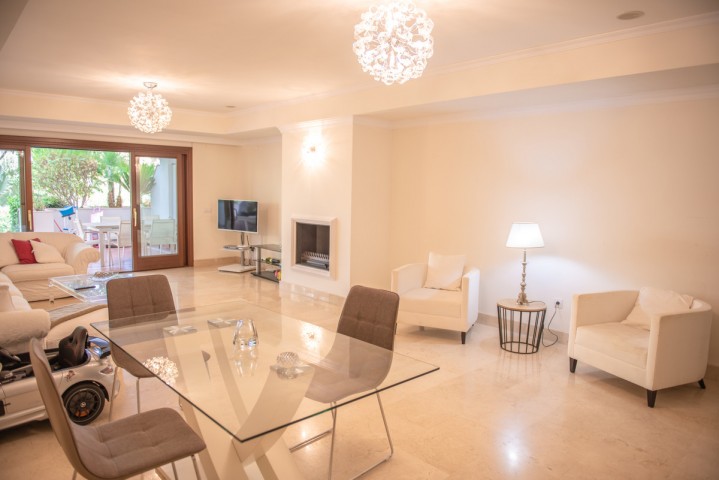 2 Bedroom Apartment in Marbella