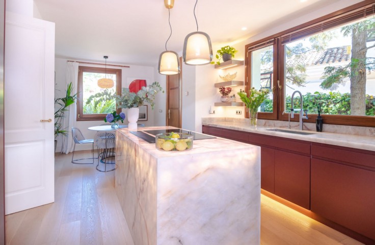 5 Bedroom Villa in The Golden Mile