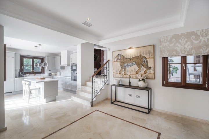 6 Bedroom Villa in El Madroñal