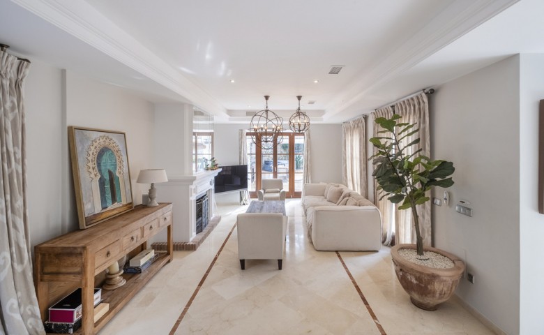 6 Bedroom Villa in El Madroñal