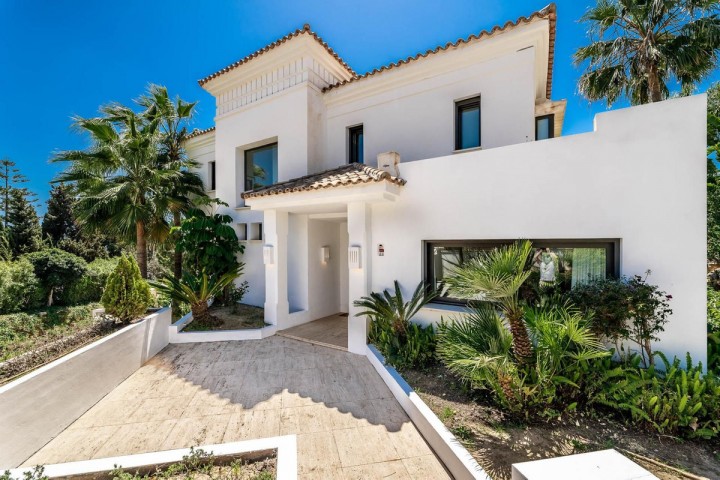 4 Bedroom Villa in The Golden Mile