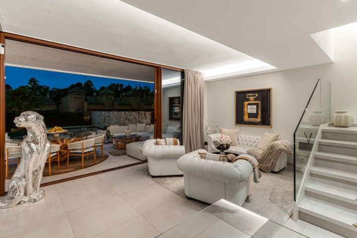 4 Bedroom Villa in The Golden Mile