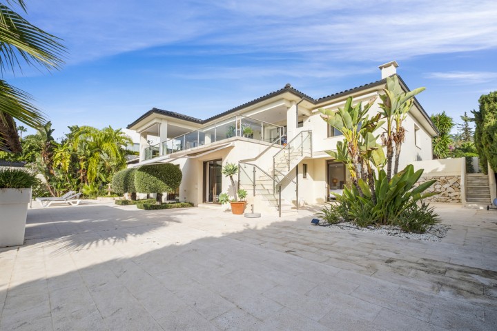 5 Bedroom Villa in Nueva Andalucía