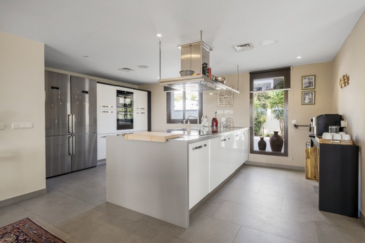 5 Bedroom Villa in Nueva Andalucía