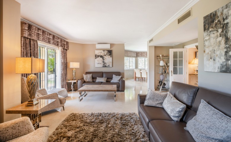 4 Bedroom Townhouse in Benahavís