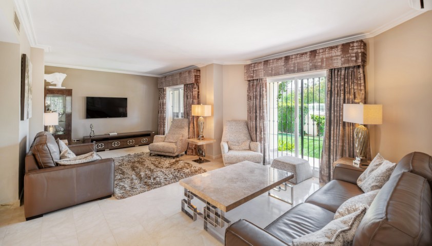 4 Bedroom Townhouse in Benahavís