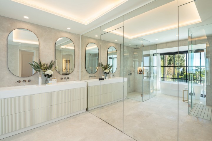 6 Bedroom Villa in Sierra Blanca