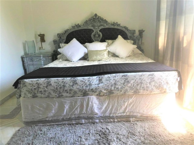 5 Bedroom Villa in Estepona