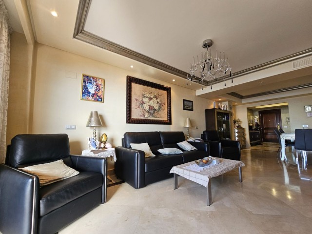 3 Bedroom Apartment in Estepona