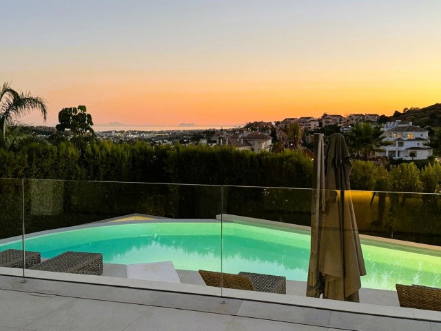 4 Bedroom Villa in Nueva Andalucía