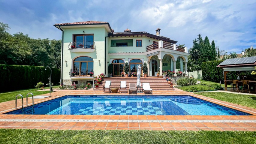 6 Bedroom Villa in El Rosario