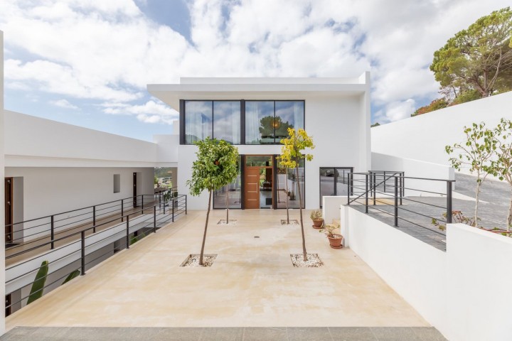 Villa con 6 Dormitorios  en Benahavís