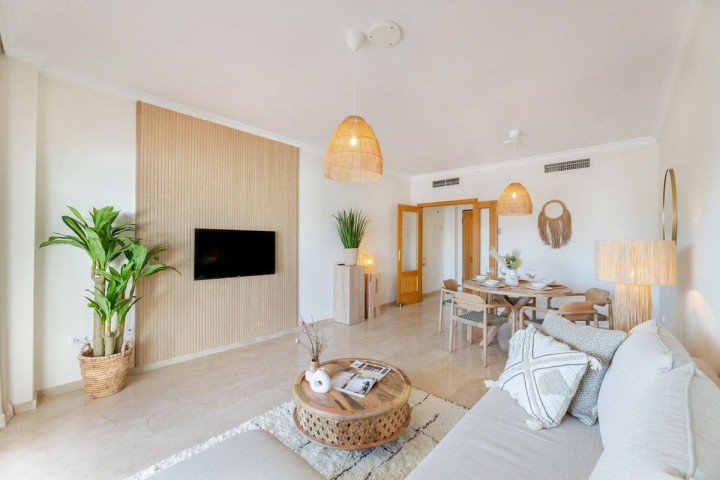 2 Bedroom Apartment in Estepona