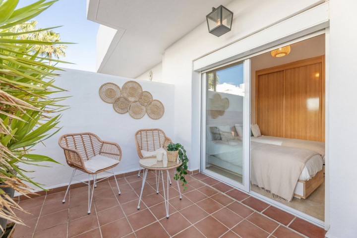2 Bedroom Apartment in Estepona
