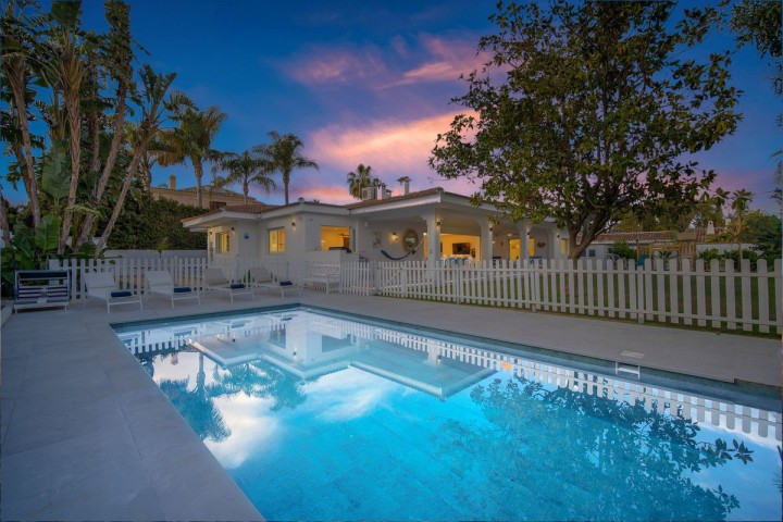 5 Bedroom Villa in Cortijo Blanco