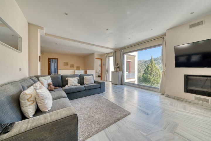 5 Bedroom Villa in Los Flamingos