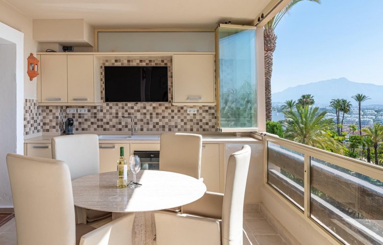 2 Bedroom Apartment in El Paraiso
