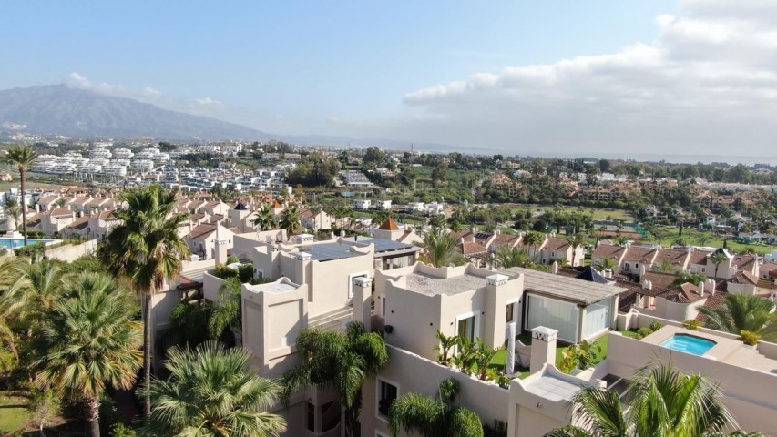 2 Bedroom Apartment in El Paraiso