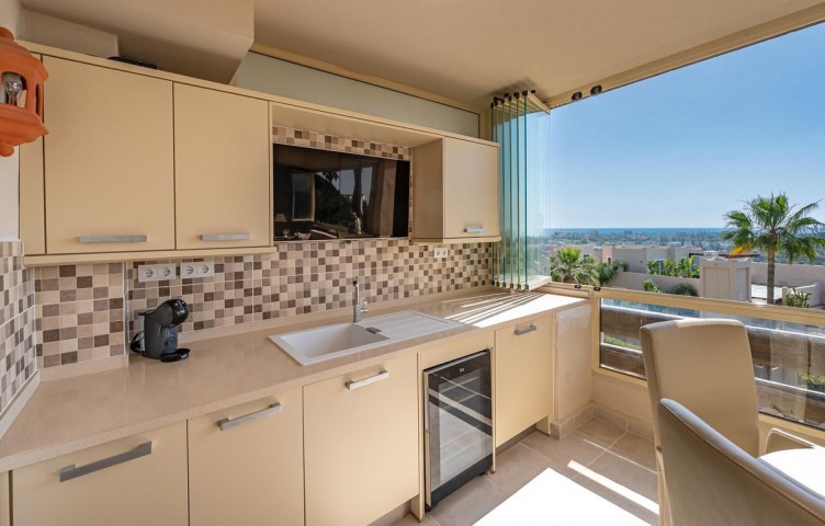 2 Bedroom Apartment in El Paraiso