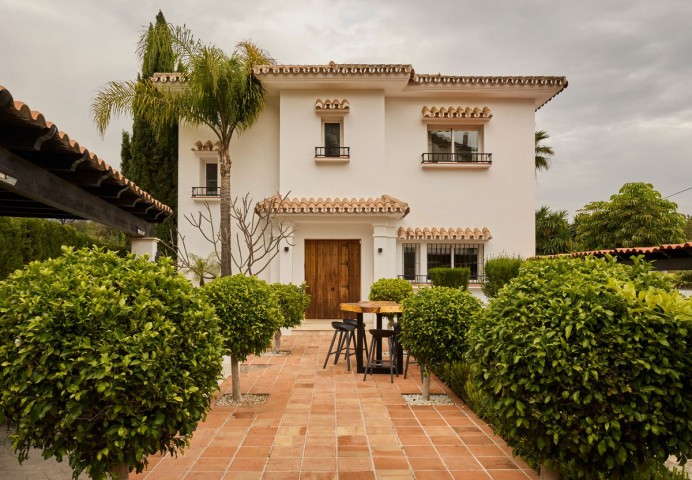 5 Bedroom Villa in Nueva Andalucía