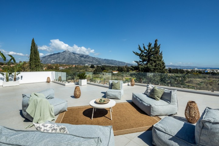 5 Bedroom Villa in Nueva Andalucía