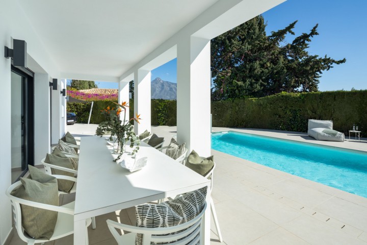 5 Bedroom Villa in Nueva Andalucía